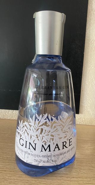 Bottiglia gin mare   700ml 