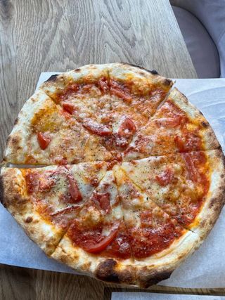 Піца Маргарита (400г)