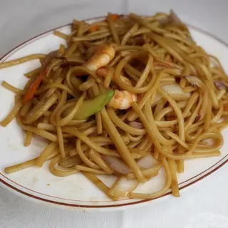 96. Tallarines Chinos Con Gambas A La Plancha China