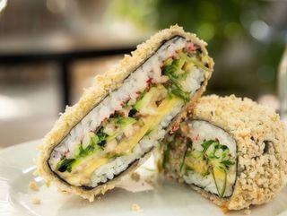 Суші бургер з вугрем (525g)