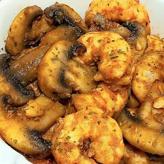 38. Gambas Con Champiñón