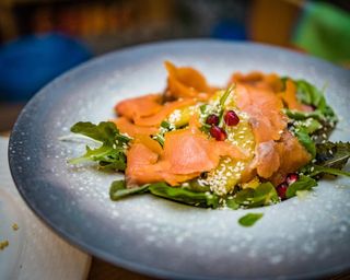 Салата салмон