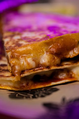 QUESADILLA COCHINITA PIBIL 