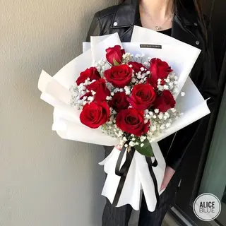 Buchet 11 trandafiri rosii