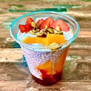 Pudín De Chía con Mermelada