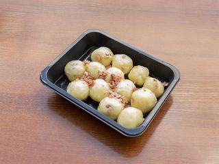 Pyzy z mięsem 8 szt