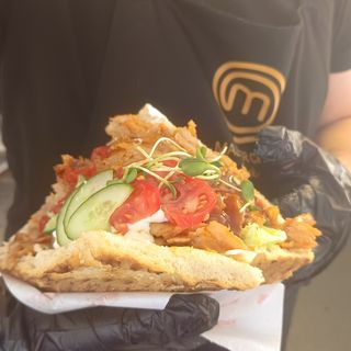 Kebab w chlebie tureckim