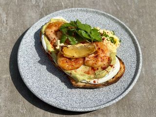 Тост з креветками (270g)