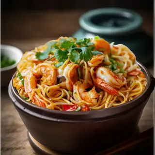 Tallarines Fritos con Gambas