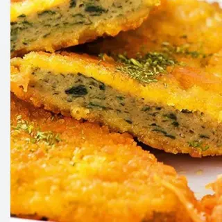 Menù cotoletta di pollo agli spinaci+pane+bibita+Patatine+ketchup+maionese 
