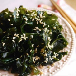 Wakame salad