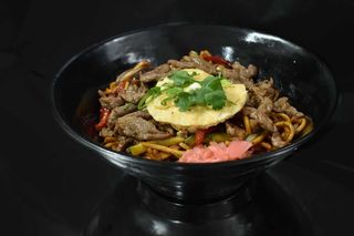 Fried Noodles Beef (450g)
