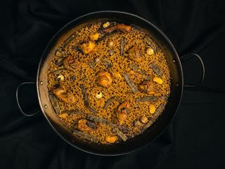 X2 Paella valenciana