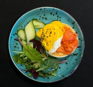 Панкейки з лососем 