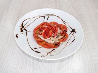 Ensalada  ventresca de atún