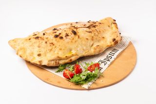 Пица Калцоне