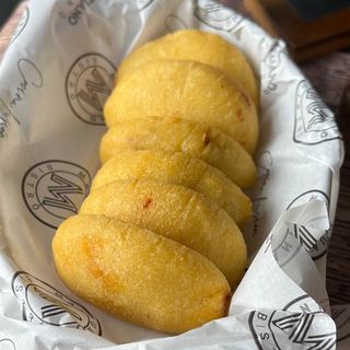 Degustación De Mini Empanadas (6 Uds.)