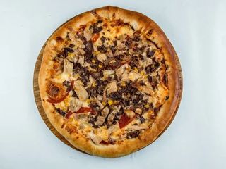Пицца Ассорти с мясом