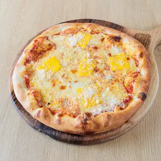 Quattro formaggi  klasik 30 cm