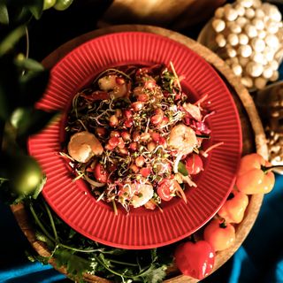 Świeża sałatka orientalna z krewetkami 400ml