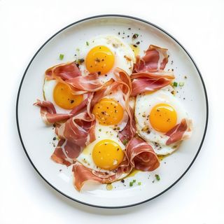 2. Huevos Rotos Con Jamón