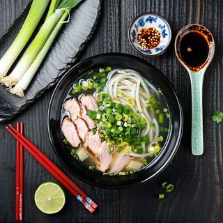 Zupa Mien vit von ton