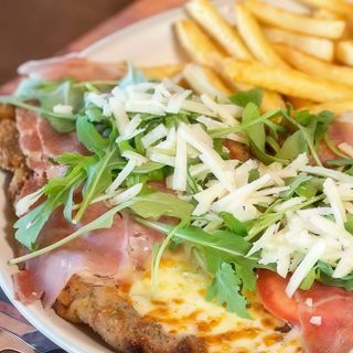 Milanesa Toscana pollo