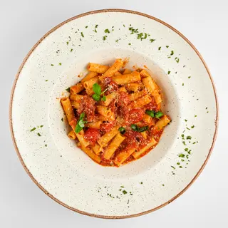 Rigatone e arabiata
