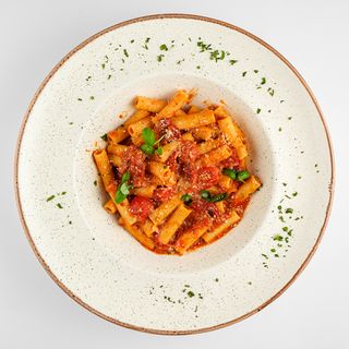 Rigatone e arabiata