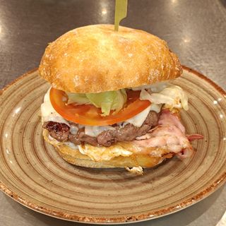 Hamburguesa Especial Yayi'ss (190 G.)