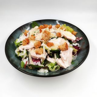 INSALATE CESARINA DI POLLO