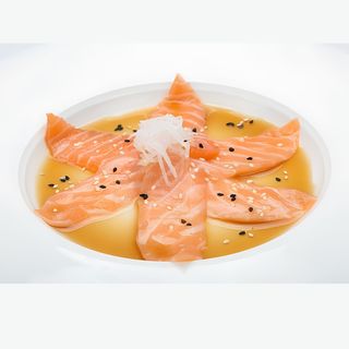 72  Carpaccio sake 7 pezzi