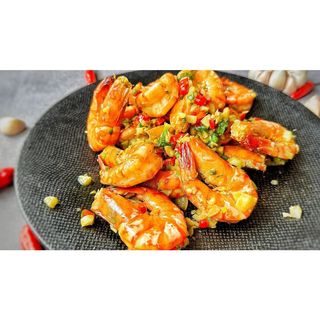 Chilli garlic fried prawns