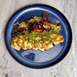 Курячий стейк під вершково-грибним соусом (200\150г)