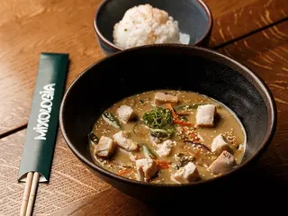 Зелений карі з куркою (500g)