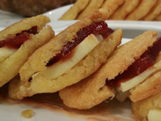 Arepa De Queso Blanco Y Guayaba