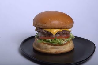 Classic Burger + Frites + Soda