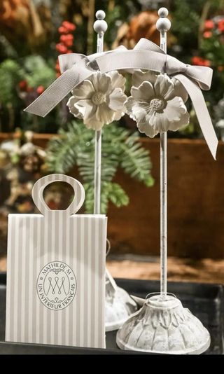 Flor Gesso Perfumada Mathilde M