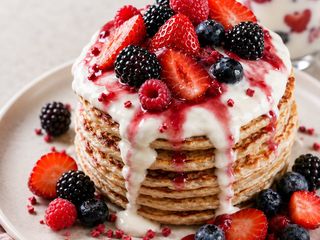 BERRY FIT PANCAKES