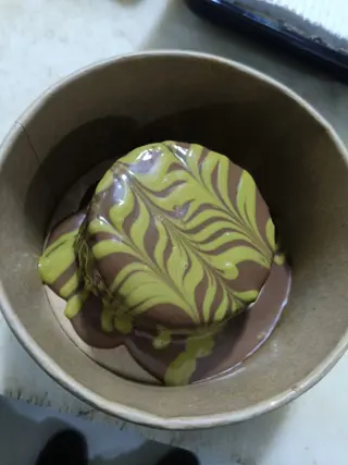 Dubai Cheesebomb