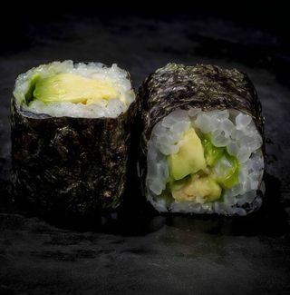 Maki De Aguacate (8 Uds.)