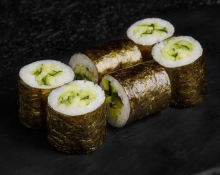 Рол з огірком (95г)