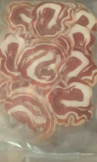 Pancetta arrotolata secca di maiale a fette confezione 200 g