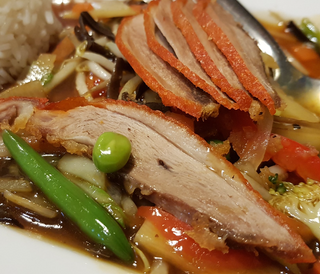 Kaczka w sosie czosnkowym 400g