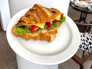 Круасан Теріякі з куркою