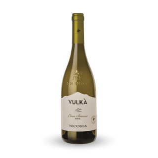 Etna bianco in bottiglia