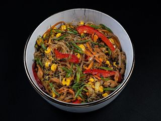 Фунчоза з курчам (420g)