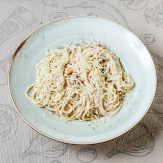 Espaguetis a la carbonara