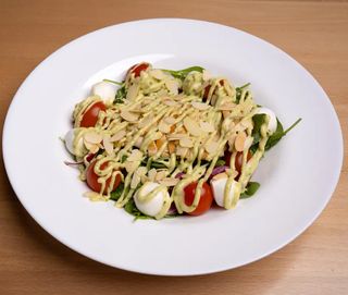 Chicken Caprese Salad BIG 290 G