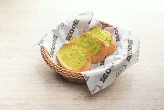 Хлеб чесночный белый